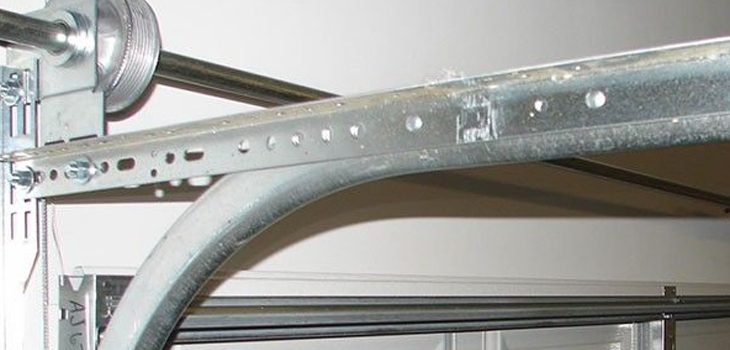 emergency garage door roller repair in Oak View